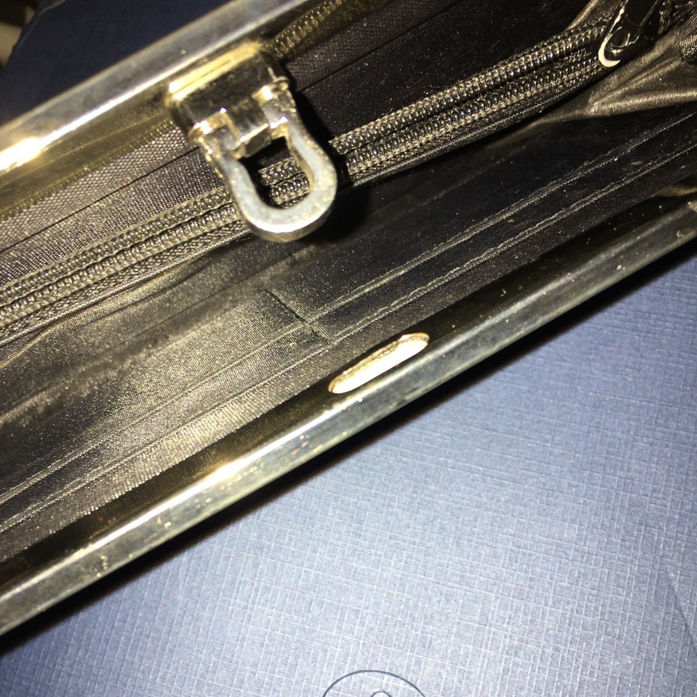 Wallet - Picture 4 of 4